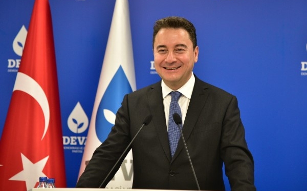 ali-babacan-cumhurbaskani-soru