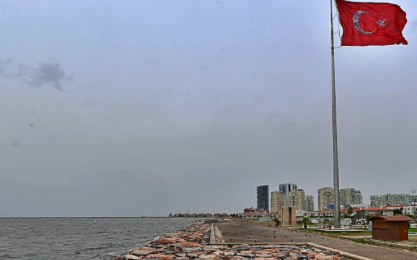 izmir-firtina