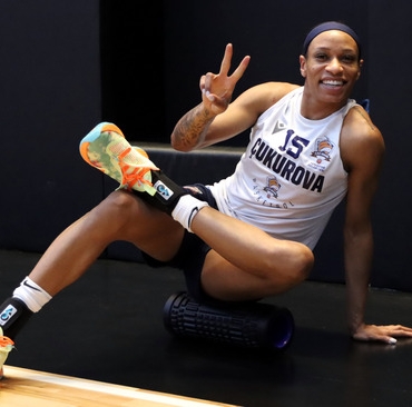 amerikali-guard-jasmine-thomas-cbkda