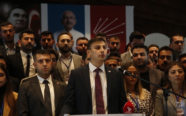 CHP Gençlik Kolları İl Başkanları Adana’da toplandı