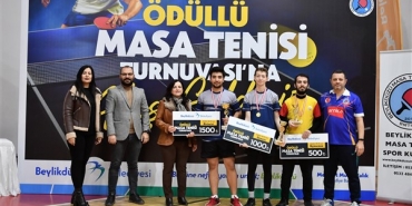 dullu_masa_tenisi_turnuvasi_6_600_x_400