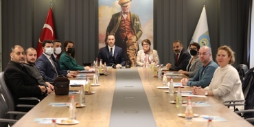 mbr-61cac358e4a5f_600_x_400