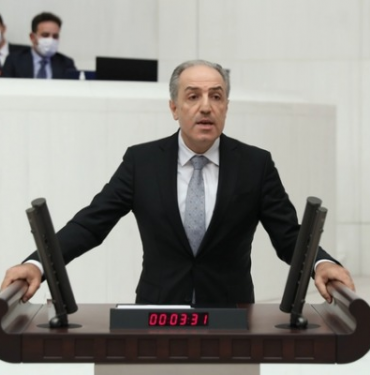 mustafa_yeneroglu_deva