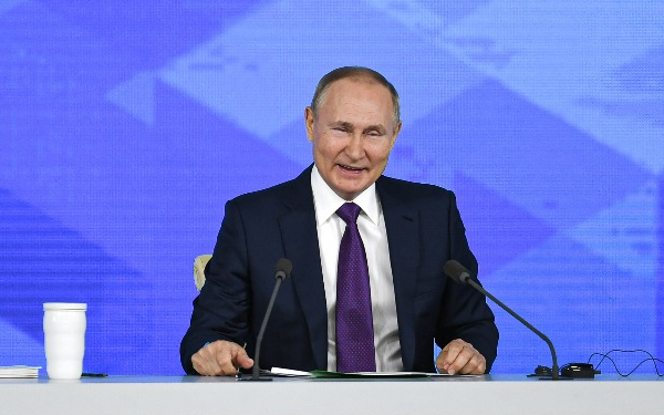 Putin: “Zor kaderi olan başarılı iş insanıydı”