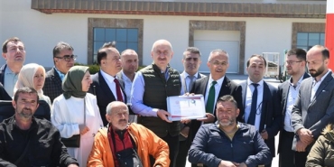 bakan_adil_karaismailoglu_rize_artvin_havaalani_whatsapp_image_2022-05-13_at_11.45.42_600_x_400
