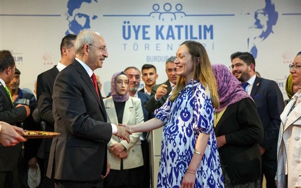 kemal_kilicdaroglu_burudur_uye_katilim_600_x_400
