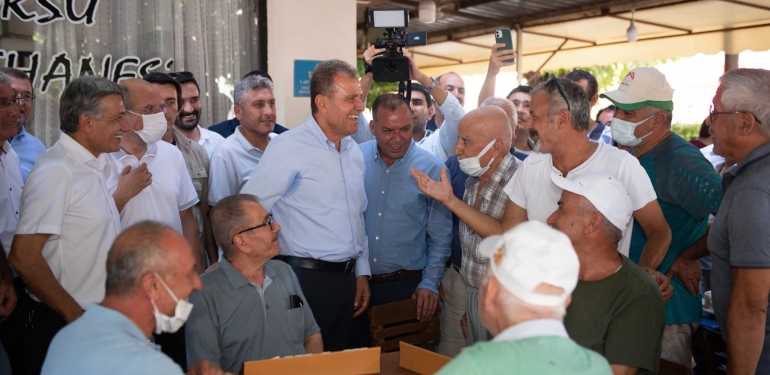 BAŞKAN SEÇER, SİLİFKE’DE ESNAFIN SORUN VE TALEPLERİNİ DİNLEDİ (1)