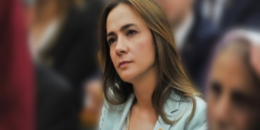 gamze_akkus_ilgezdi_600_x_400