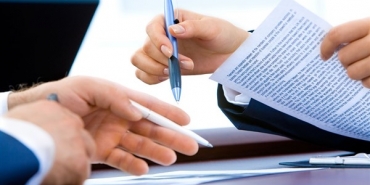 finance_anlasma_laptop-3196481_960_720_600_x_400