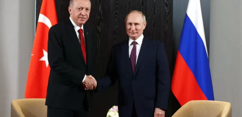 Putin’in Tahıl Koridoru açıklaması: “Anlaşmanın yenilenmesi için yaptırımlar kalkmalı, 6 Afrika ülkesine tahıl sevkiyatı yakında başlayabilir”