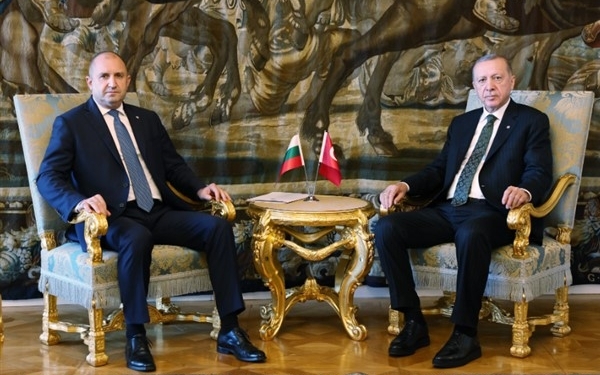 cumhurbaskani-erdogan-bulgaristan-cumhurbaskani-radev-ile-bir-araya-geldi-830391