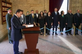 ali_babacan_anitkabir