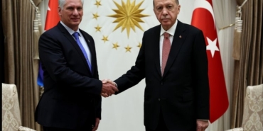 cumhurbaskani_erdogan_bermudez_kuba_turkiye