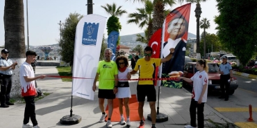 f2e12a1a-330e-4de2-942a-1afaa13ef5fe