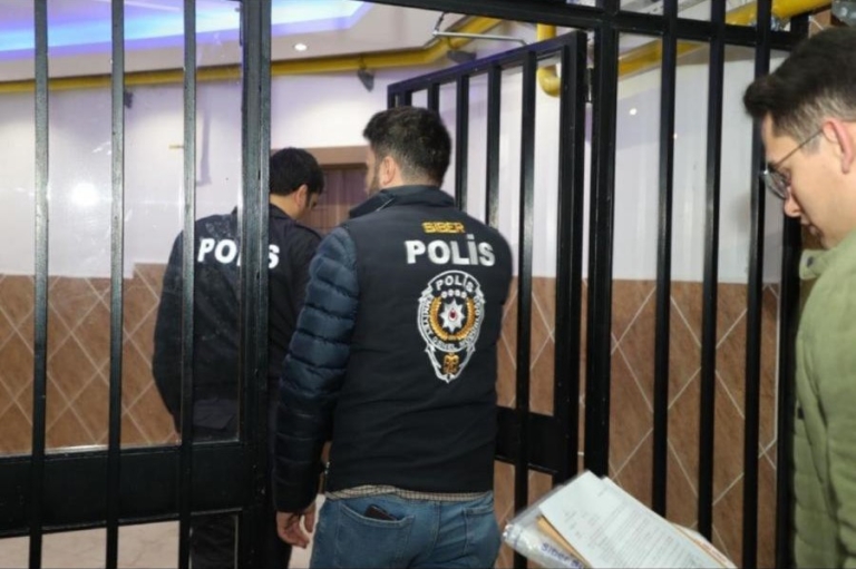 MERSİN’DE 17 GÖZ ALTI