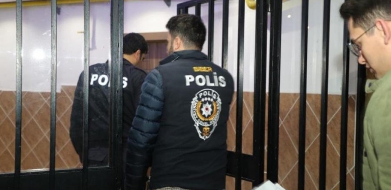 MERSİN’DE 17 GÖZ ALTI