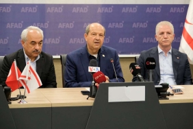 cumhurbaskani-ersin-tatar-gaziantep-afad-merkezinde-yetkililerle-bir-araya-bd1ce0