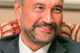 Murat_Ülker_(cropped)