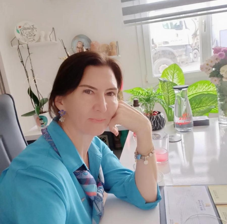 Anne, benim kızın…