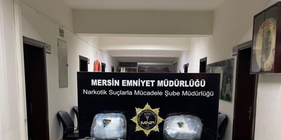 Mersin’de aranan şahıs 23 kilo esrarla yakalandı