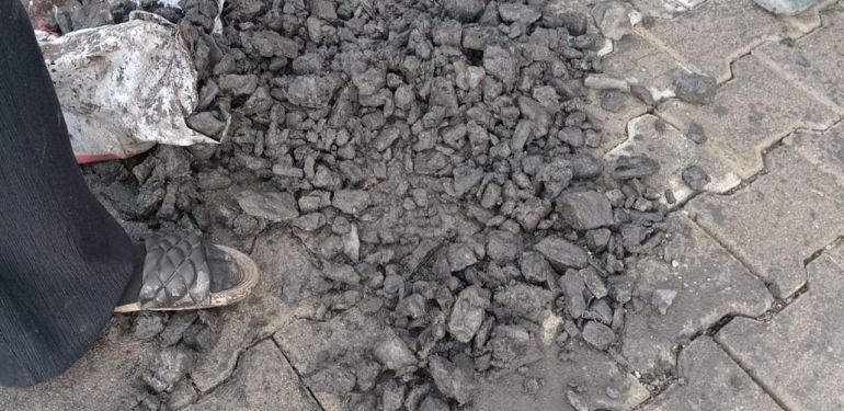 Kömür Yardımında Skandal: ‘Taş’ Çıktı