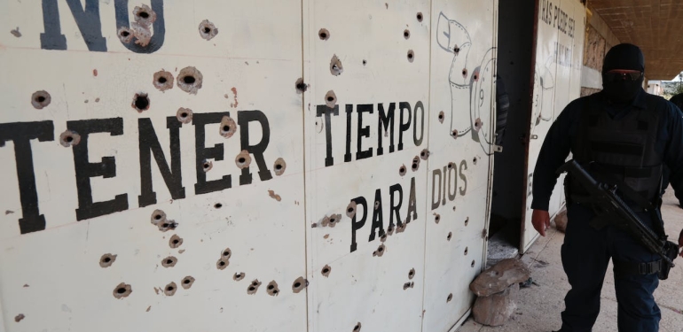 Terör Örgütüne Şok Mesaj: Öcalan’dan ‘Teslim Olun’ Talimatı!