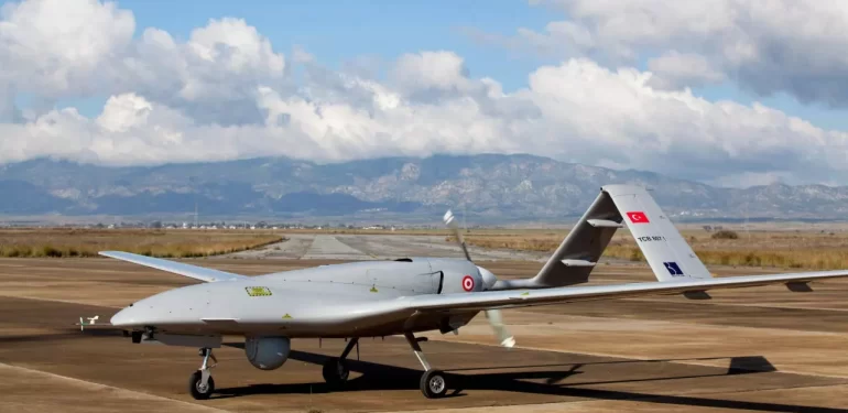 Yunan medyası ‘TB2 korkusunu’ yazdı! Türkiye’ye karşı bir araya geldiler!