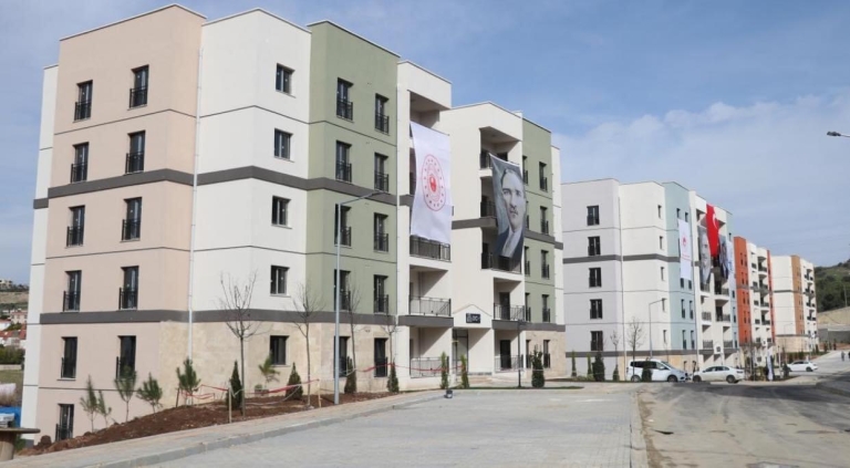 ADANA GENELİNDE 1589 DEPREM KONUTU ŞUBAT SONUNA KADAR TESLİM EDİLECEK