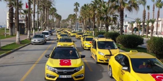 İzmir’de cinayete kurban taksici, Mersin’de anıldı