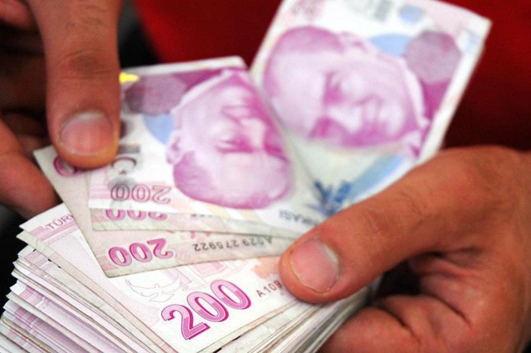 Memur ve Emekli Maaşları Bayram Öncesi Erken Yatırılacak mı?