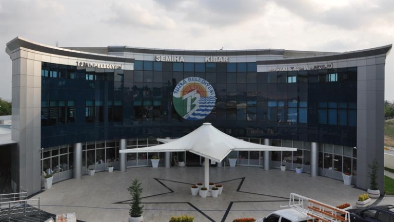 Tuzla Belediyesi’nden Satışa Çıkarılan Taşınmaz İhalesine İmamoğlu Tepki Gösterdi
