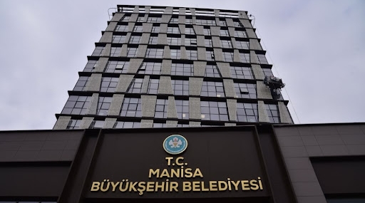 CHP’nin Manisa’daki Zaferi: Eski yönetim 1 milyon TL’lik kuruyemiş faturası ödedi