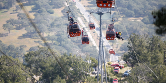 Antalya’daki Teleferik Kazasında Anadolu Teleferik Şirketinden Yıldırım Etkisi Açıklaması