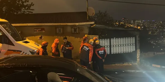 Gaziosmanpaşa’da Toprak Kayması: 14 Gecekondu Etkilenirken, 70 Kişi Tahliye Edildi