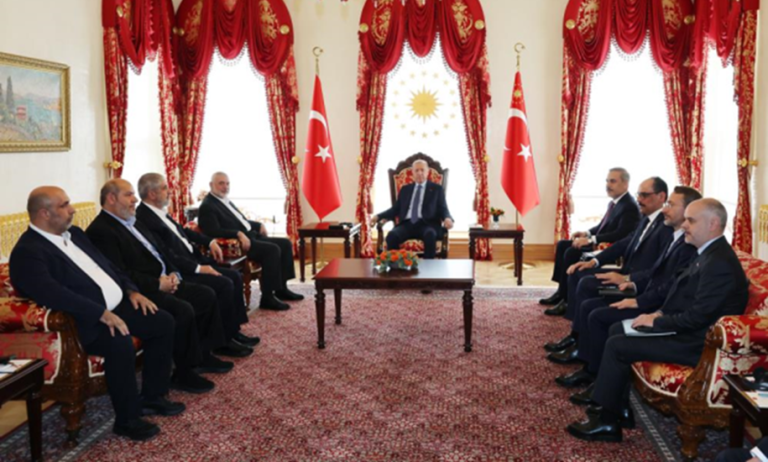 Erdoğan, Hamas Lideri Heniyye’yi Kabul Etti: Filistin Krizi İçin Görüşme Gerçekleşti