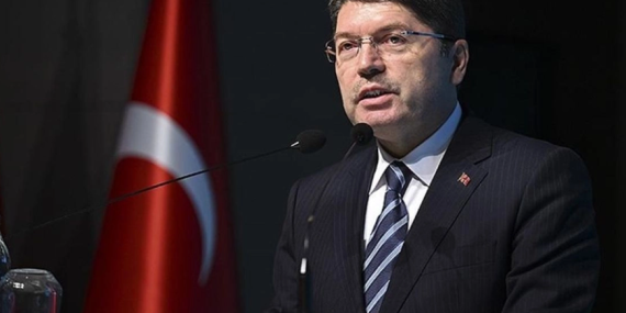 Adalet Bakanı Tunç: DEM Parti’ye, Teröre Destek Verenlerle İlişkisi Devam Ederse Kapatma Tehlikesi