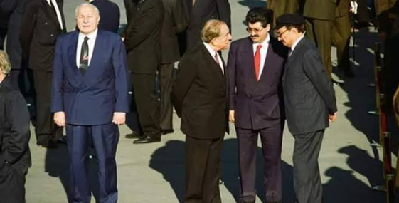 YRP’den Cumhurbaşkanı Erdoğan’ın Çay Davetinde Fatih Erbakan’ın Eksikliğine Gönderme…