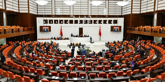 Fahiş Fiyat ve Stokçuluk Cezalarını Artıran Kanun Teklifi TBMM’ye Sunuldu