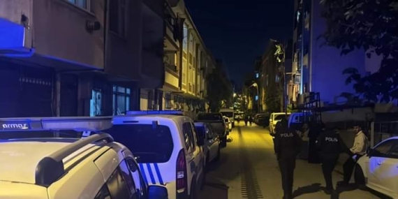 İzmir Bayraklı’da Silah Operasyonu: 4 Tabanca ve 22 Sarjör Ele Geçirildi