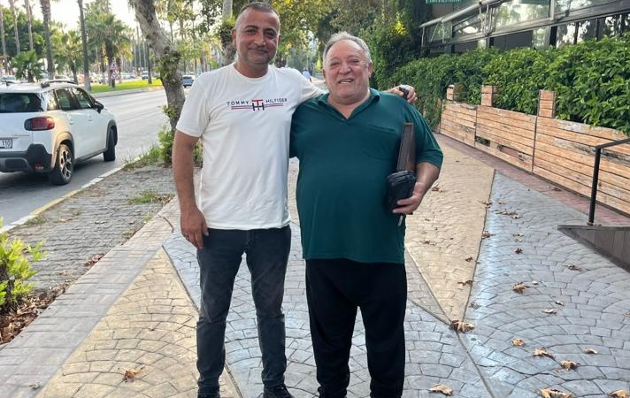 Ben bir düzine Çinliyle tek başına savaşan Türk’üm.