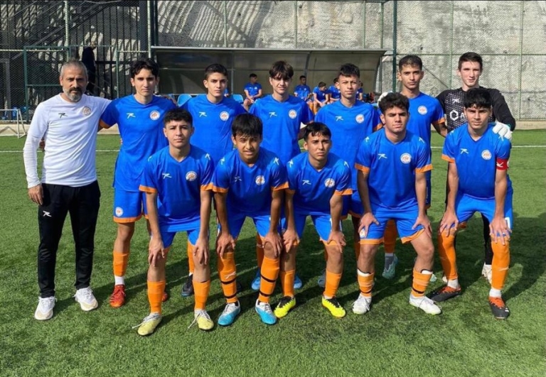 Yenişehir Belediyespor Fırtınası: Mersin U-16 Ligi’ne Damga Vurdu!