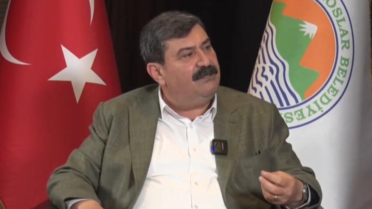 Mersin’deki Gerilim Tırmandı: Kayyum Sloganı ve Başkan Yıldız’a Saldırı