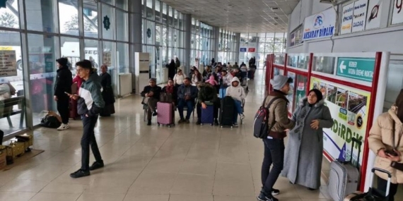 Aksaray’da Kar Yağışı Otobüs Seferlerini Erteledi