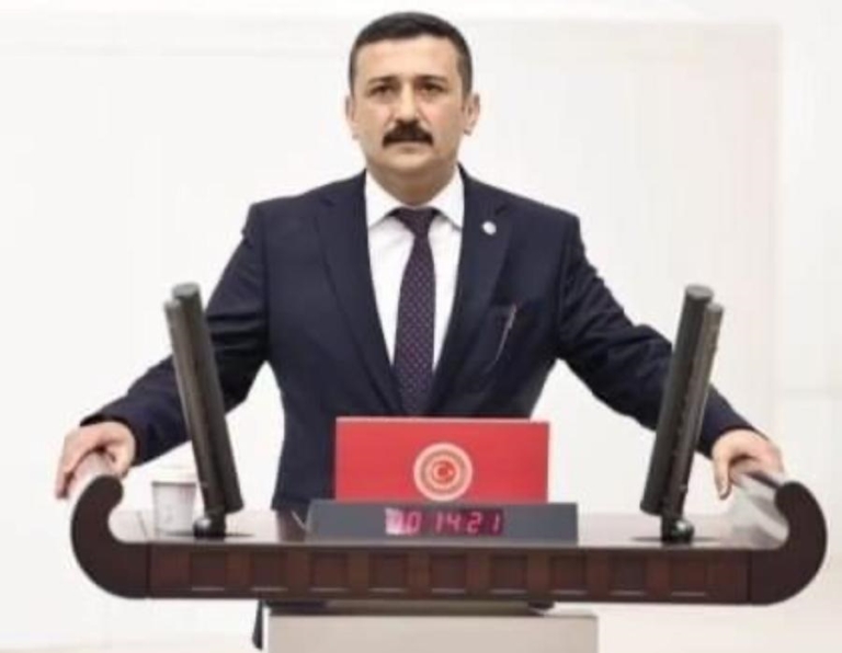 İYİ Parti’li Vekil Selçuk Türkoğlu, Van ve Diyarbakır’daki Eylemlere Destek Verecek