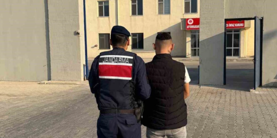 Afyonkarahisar’da Aranan Suçlu Cezaevine Gönderildi