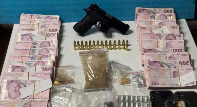 Eskişehir’de Operasyon: Uyuşturucu ve Silah Ele Geçirildi