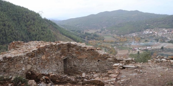 Asarcık Tepe’de Tarihi Keşif: Selçuklu Dönemine Ait Yapılar Ortaya Çıktı