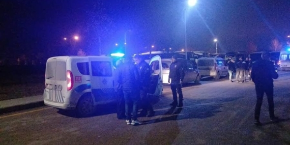 Şehirlerarası Otobüs Terminalinde Kanlı Kavga: 1 Kişi Bıçakla Yaralandı