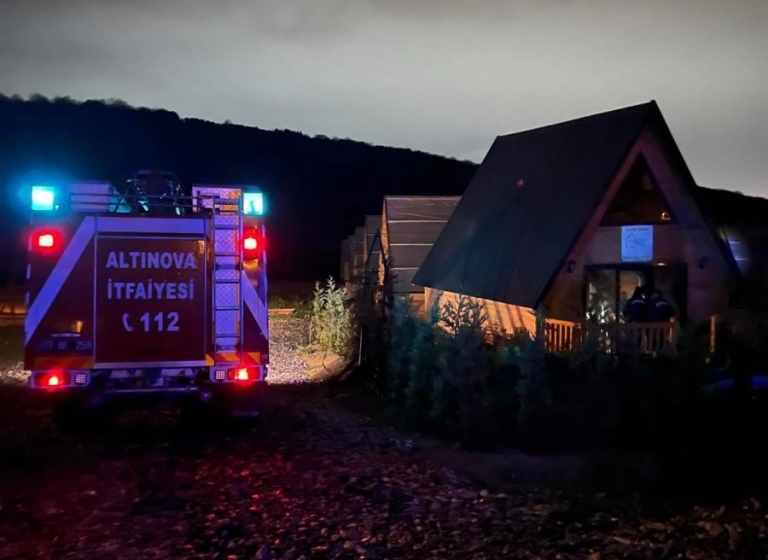 Yalova’da Bungalov Evleri Yakmaya Çalışan Çalışan Gözaltına Alındı
