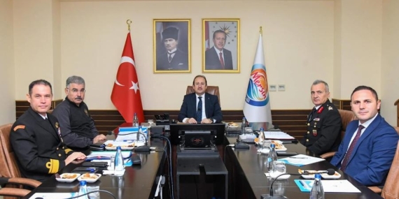 Asayiş ve Güvenlik Gündemi: Vali Pehlivan ve Mersin Heyeti Toplantıda Yer Aldı